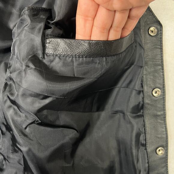 Leather Works Genuine Leather Black Biker Vest Size S Snap Front Pockets Lined - Picture 9 of 11
